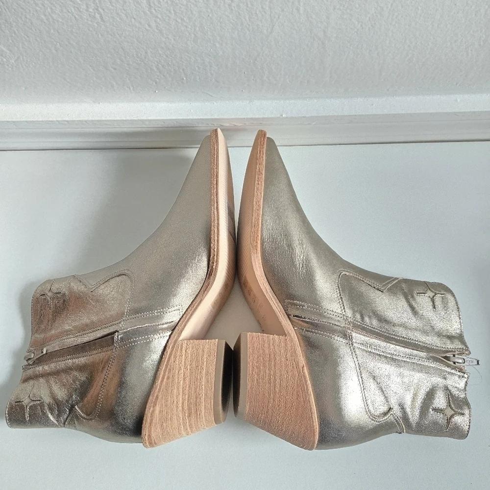 New Johnny Was Stargazer Leather Gold Metallic Ankle Western Booties 7.5 US NWT